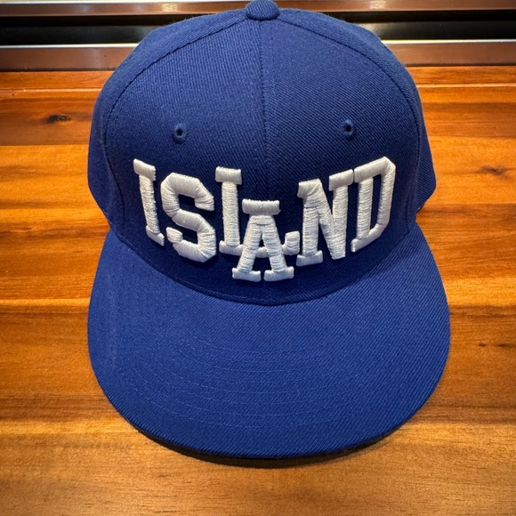 Dodger Hat - isLAnd Design - Picture 1 of 6